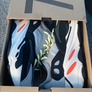 Yezzy 700 wave runners